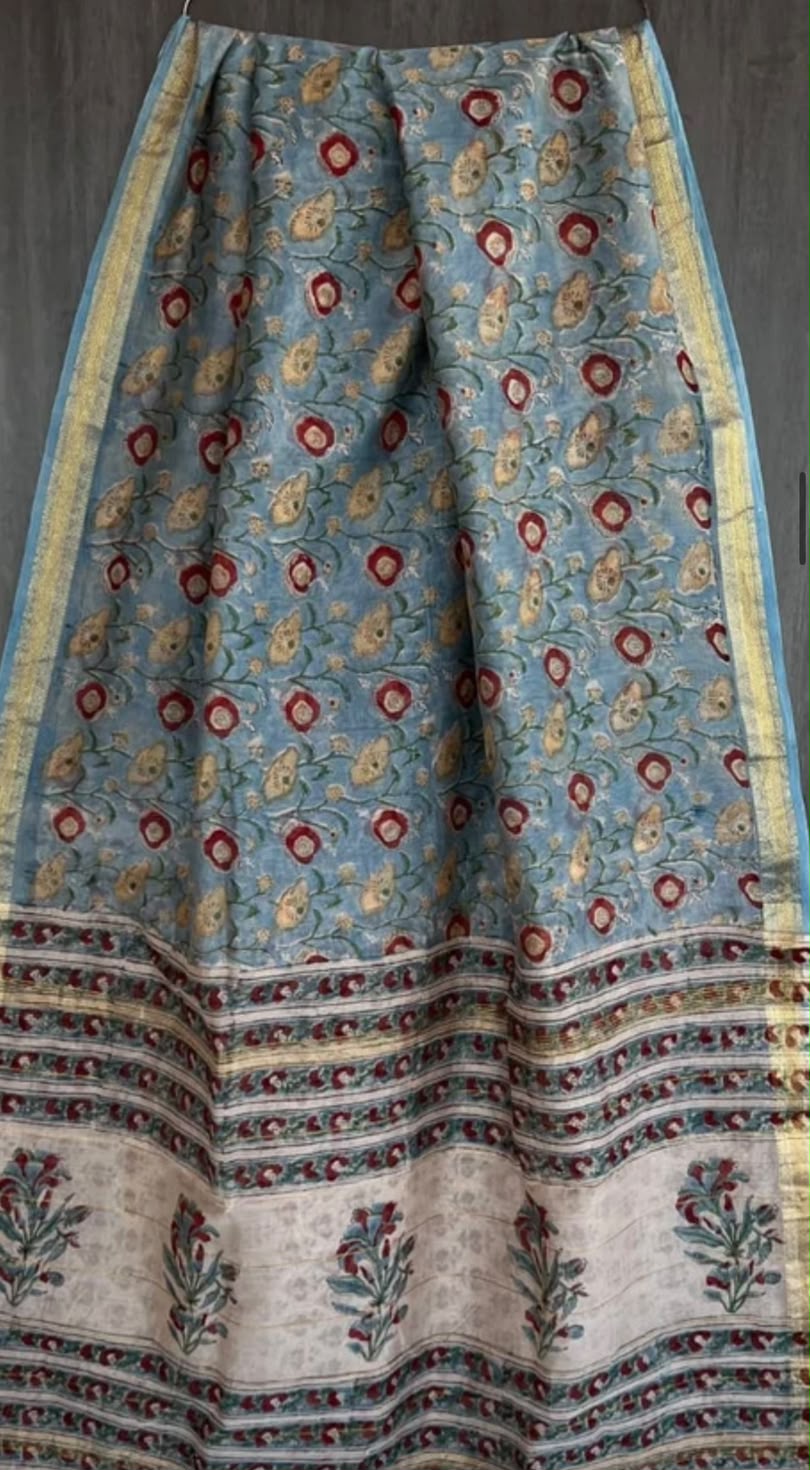 Blue Maroon Floral Maheshwari Silk Saree