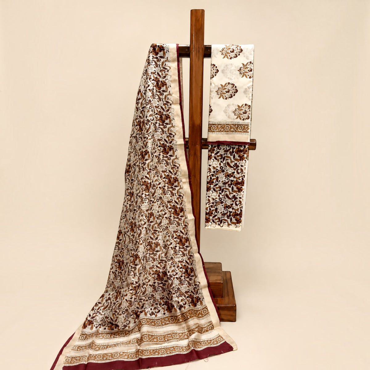 Offwhite Floral Maheswari Silk Salwar Suit