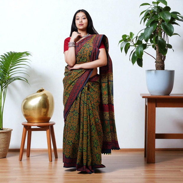 HariRachna Handblock Cotton Saree