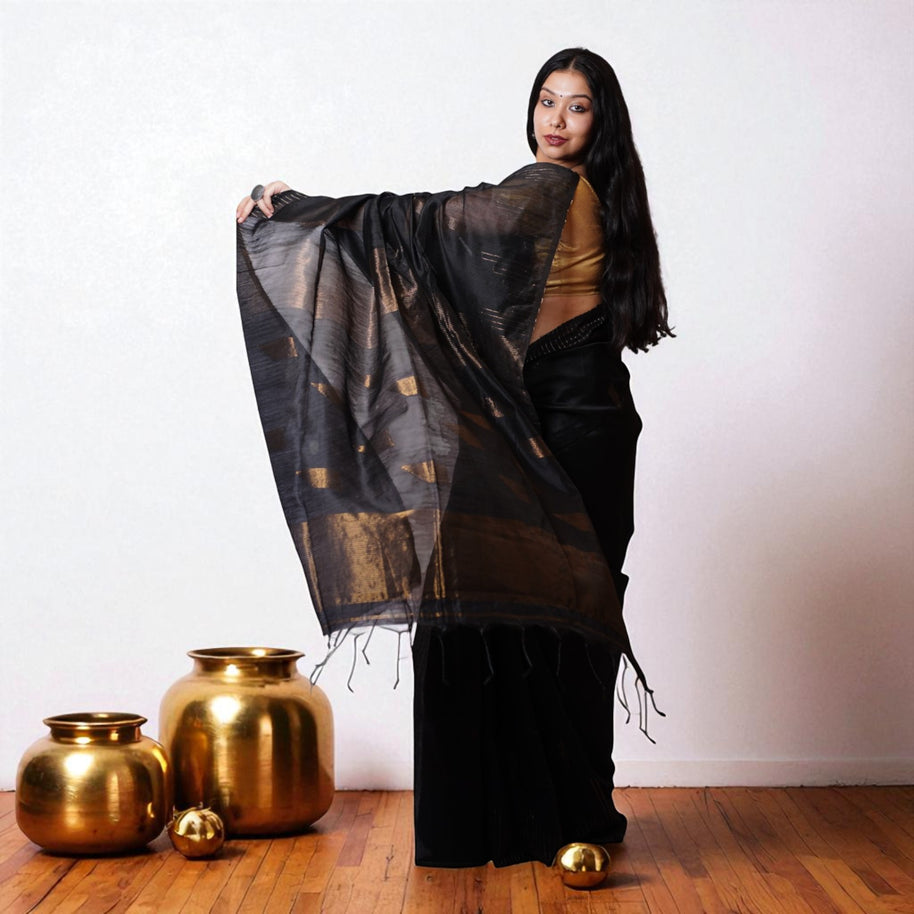 KaashiTara Stripe Cotton Saree