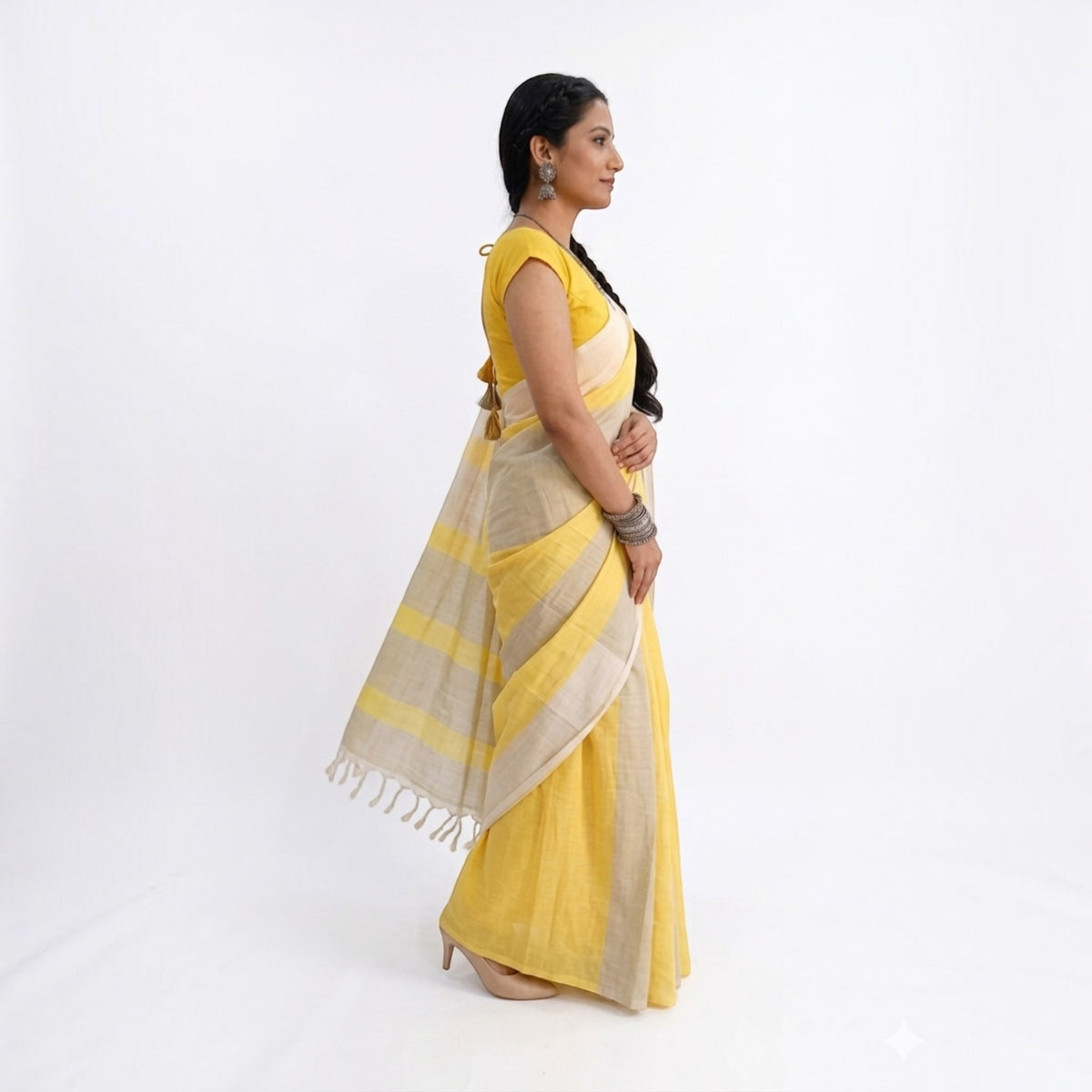 Sunehri Linen Saree