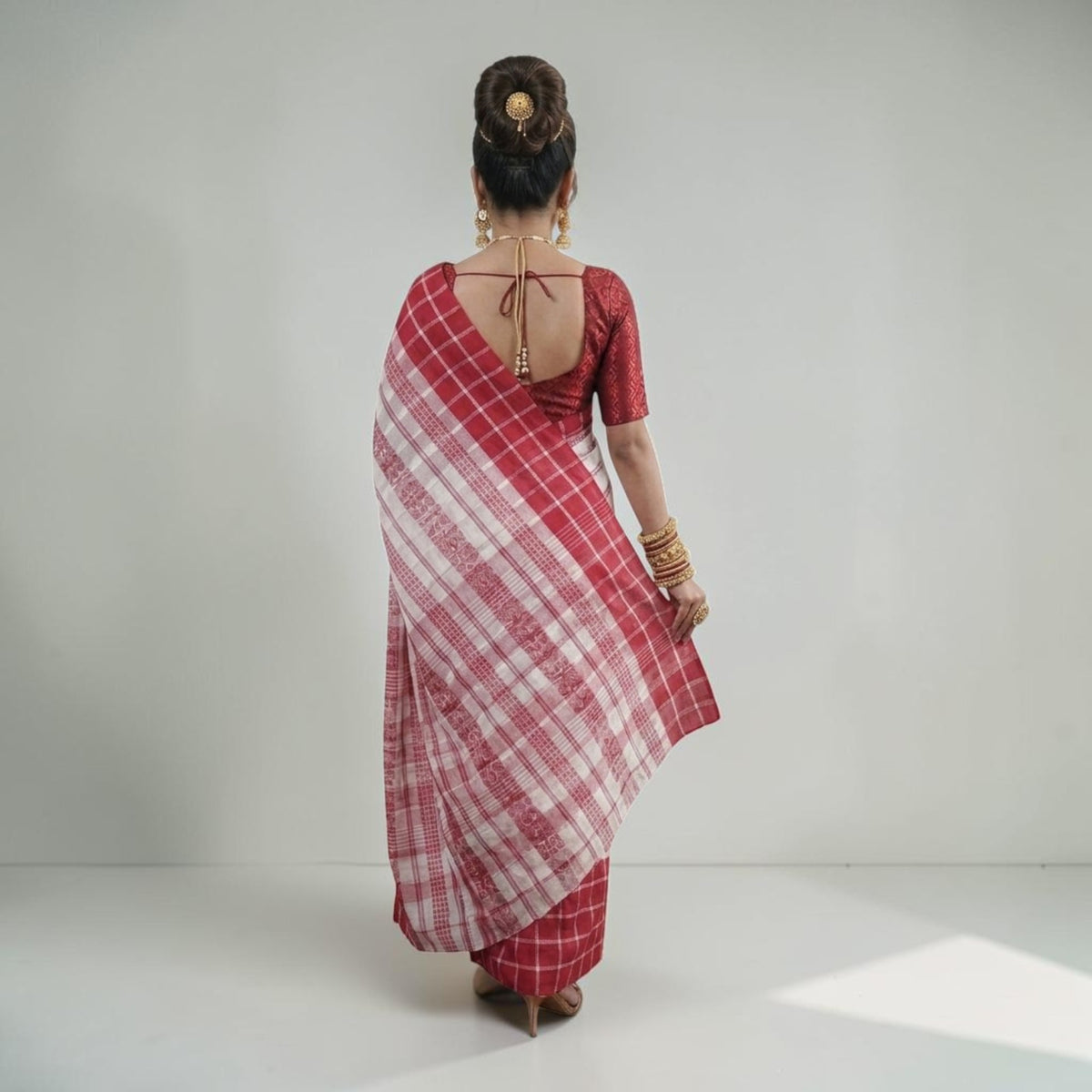 White Red Check Handwoven Cotton Saree