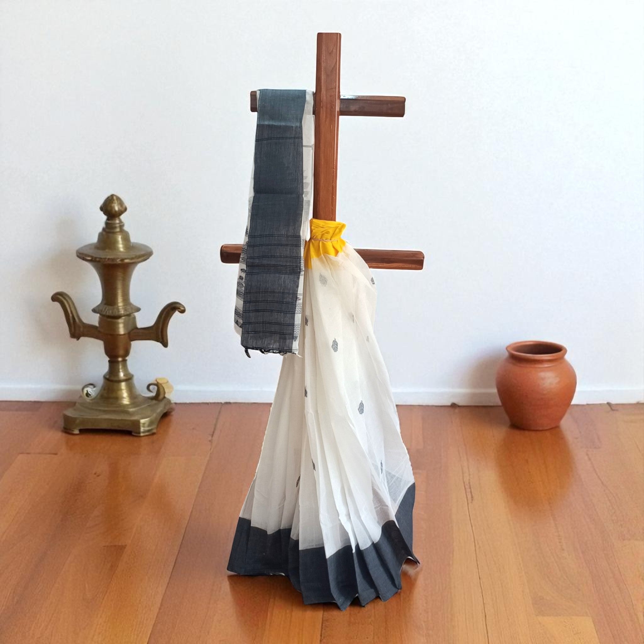 Offwhite Grey Floral Cotton Saree