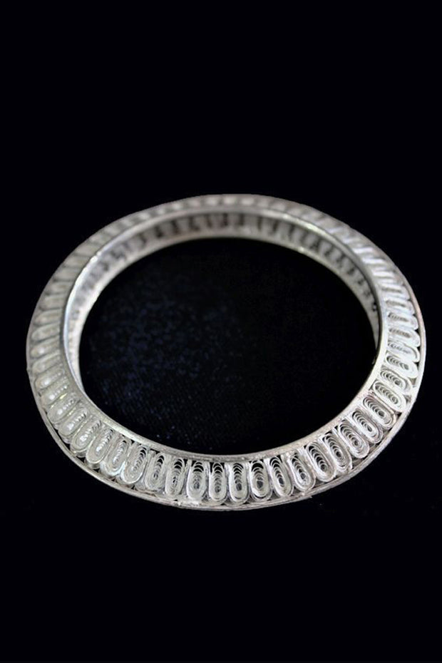 Elegant Silver Filigree Bangle