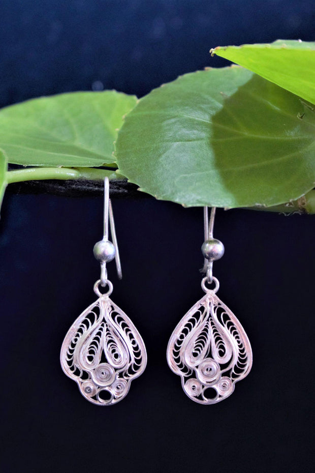 Paan Teensy Silver Filigree Earrings