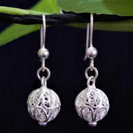 Sole Ball Silver Filigree Earrings