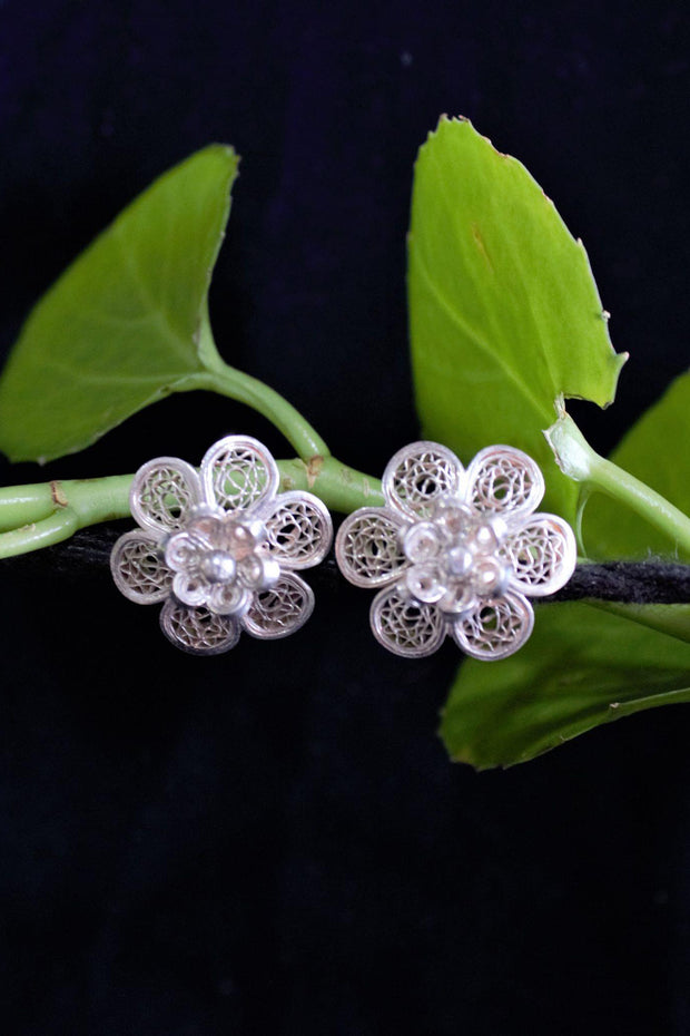 Zinnia Silver Filigree Stud Earrings