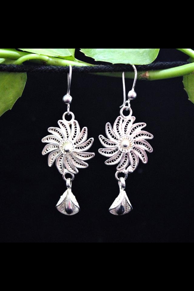 Gift finely detailed diamond drop earrings online  Radiant Bay